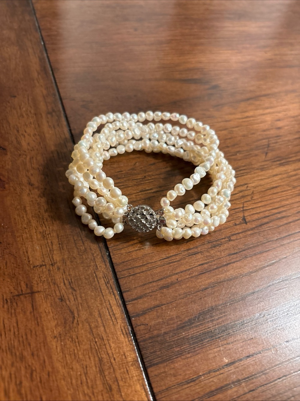 VINTAGE BEAUTIFUL 6 STRANDED GENUINE FRESH WATER PEARL BRACELET